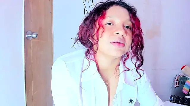 دردشة Emily_Coper18 الجنسية المباشرة