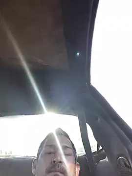 countryboi2002: διαδικτυακό σόου στην κάμερα