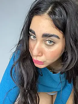 Pertunjukan Kamera Web Daloaa_Mery