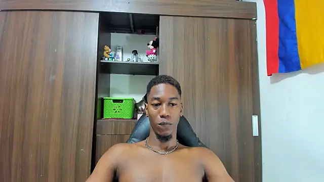 Dreamastercum_ Chat XXX live