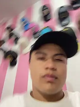 andresmahecha777: απευθείας συνομιλία ΧΧΧ