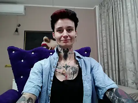 KennyXSX Adlı Modelin Canlı XXX Sohbeti