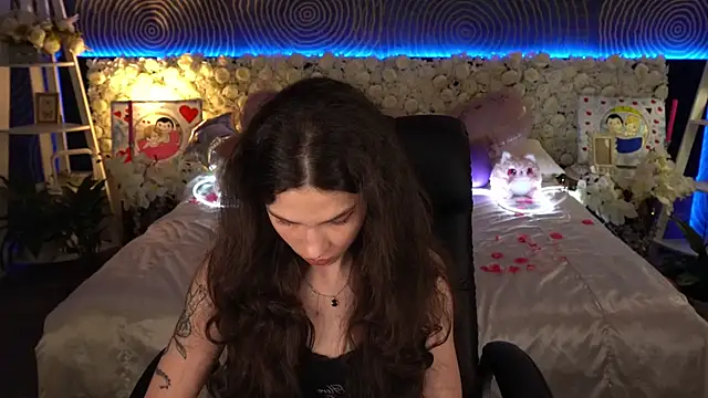 Živý XXX chat BabyFlowerr