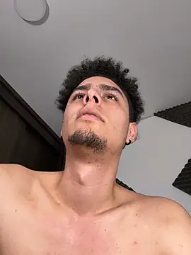 bigryann23's Webcam Show