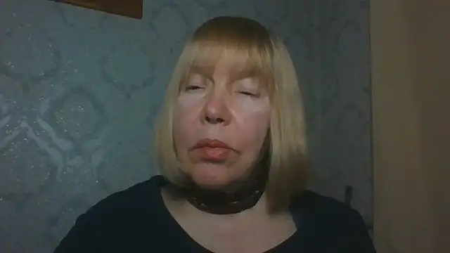 OlgaShine's Live XXX Chat