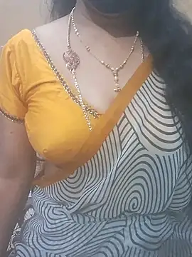 Sexy-Angel69 লাইভ XXX চ্যাট