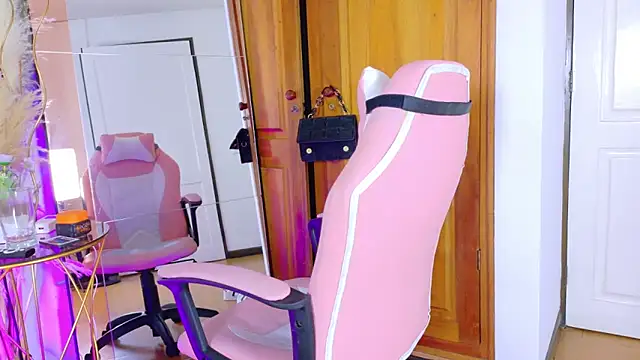 giselleclair_: онлайн-секс-чат