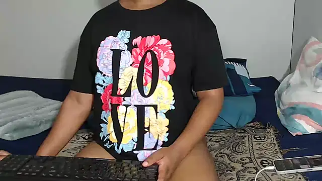 Chatroom XXX en direct de ANGELINE600