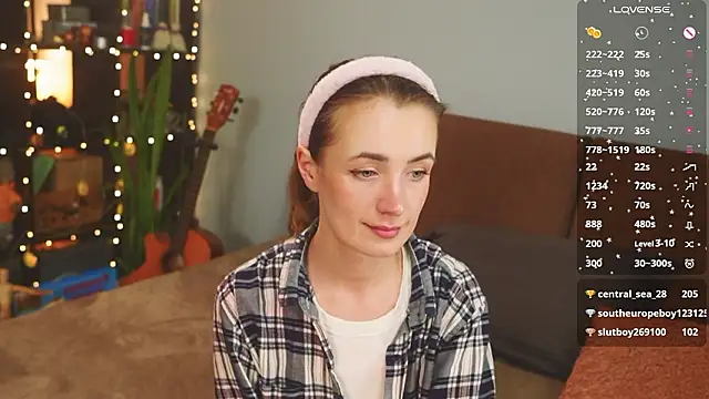 bananya_kitty élő XXX-chatje