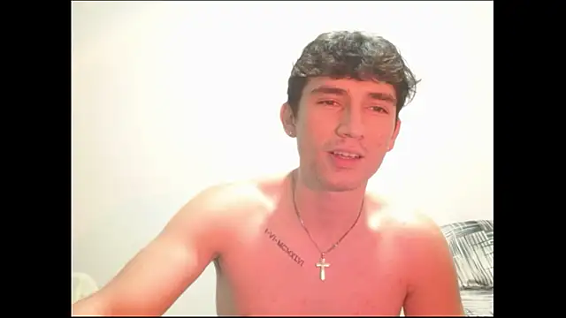 ChicoMaloFfF: онлайн-секс-чат