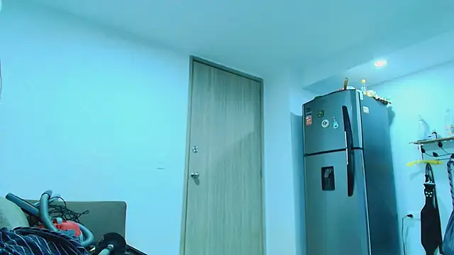 thomas_gun Live XXX-Chat