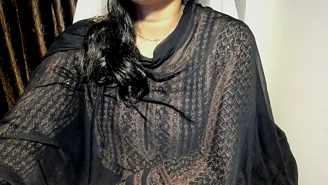 TheShyGirl_ élő XXX-chatje