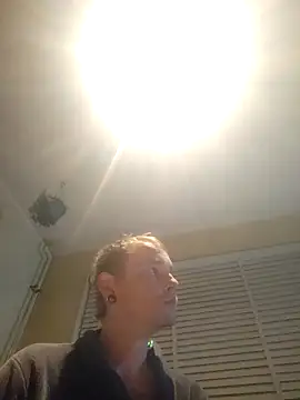 Czat XXX na żywo – piercingpik