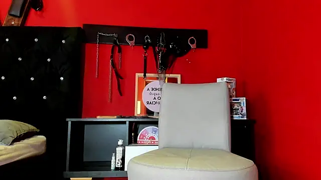 foxxy_rouse Chat XXX live