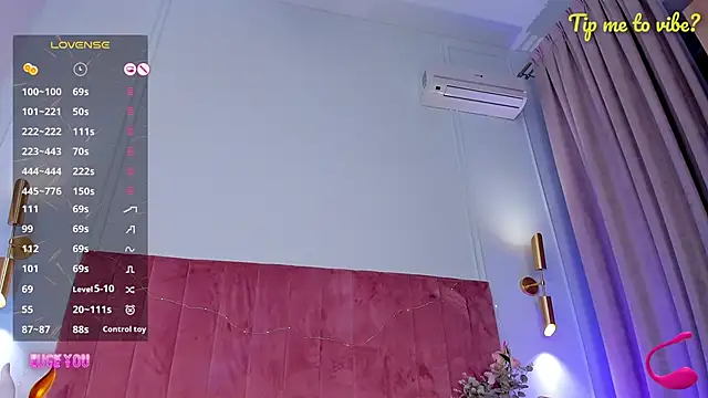 Mayzzie Adlı Modelin Web Kamerası Şovu