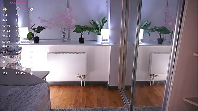 HannaHayles 现场XXX聊天