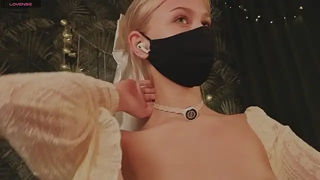 EternalOphelia live XXX chat