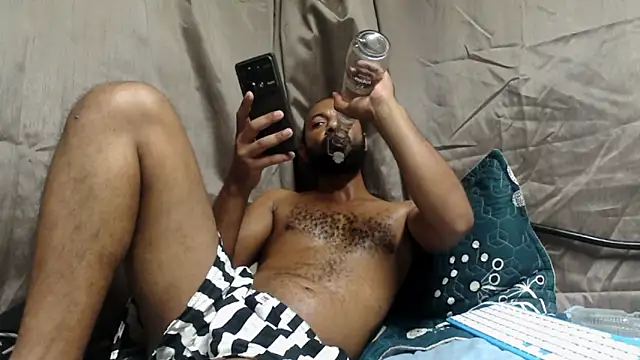 CamodickのライブXXXチャット