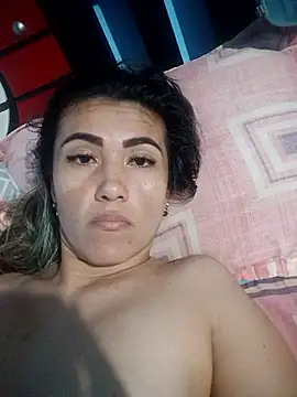 Chat +18 de yennifer777 ao vivo