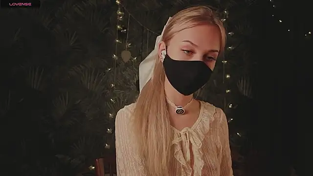 Chatroom XXX en direct de EternalOphelia