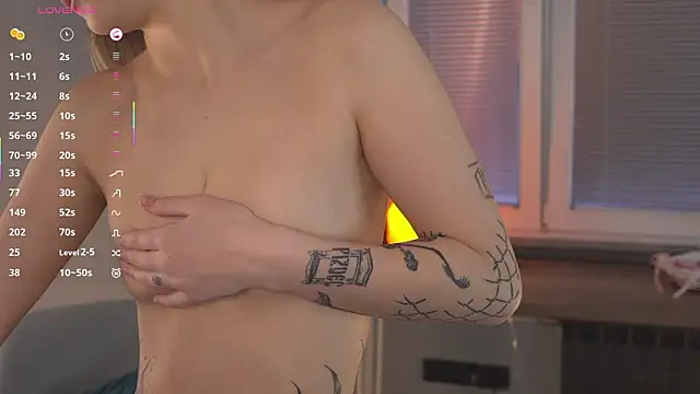 OssieCrews élő XXX-chatje