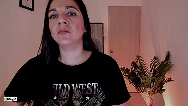 XXX chat uživo modela urcute_kitten