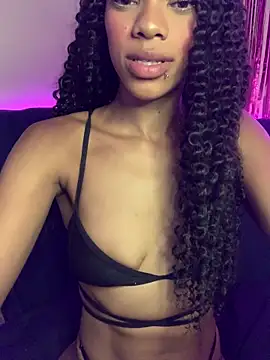 Cammgirlmii Chat XXX in diretta