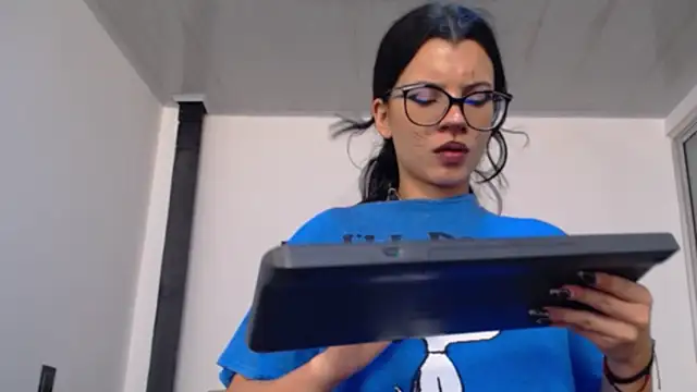 pinky_f00x: απευθείας συνομιλία ΧΧΧ