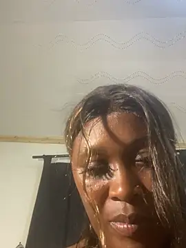 Chat +18 de Cardiebae89 ao vivo