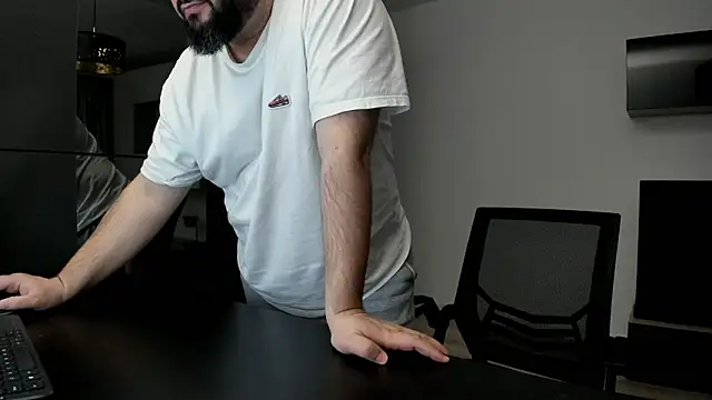 Chat +18 de DravenPeak ao vivo