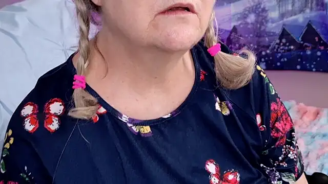 Kaitlyn_WintersのライブXXXチャット