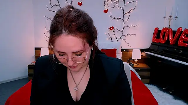 Hennessy_bunny: онлайн-секс-чат