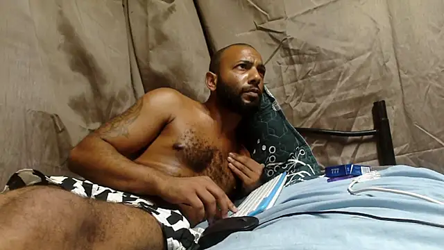 Chat +18 de Camodick ao vivo