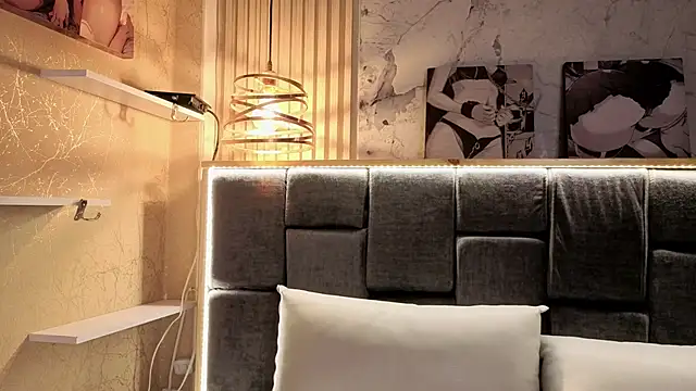 Im-Lola Live XXX-Chat