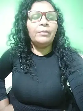 Amarantha25: онлайн-секс-чат