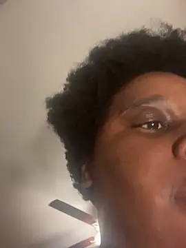 bigmama_deshayyy: απευθείας συνομιλία ΧΧΧ