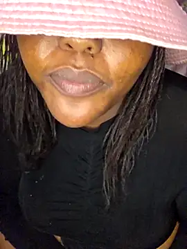 BigBootyBitch96 Chat XXX live