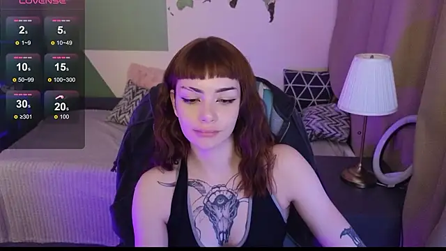 LaylaDiaries' Live XXX Chat