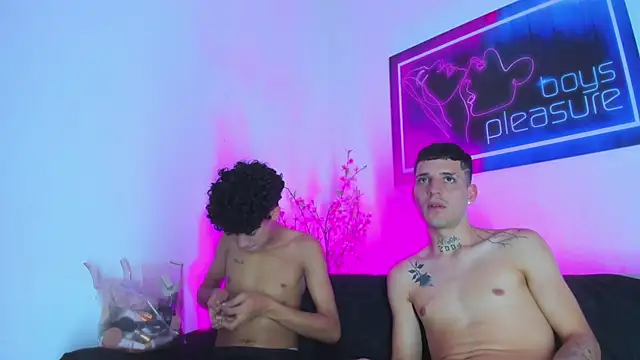 Pleasure_boys_hot: вебкам-шоу