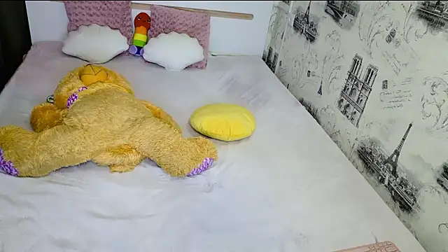 lovely-eyes élő XXX-chatje