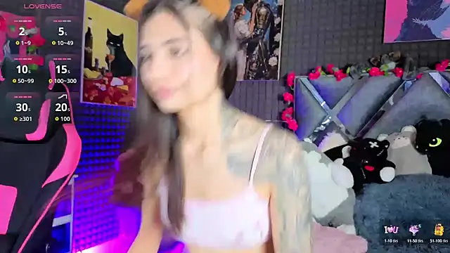 Chat +18 de SolBeaumont1 ao vivo