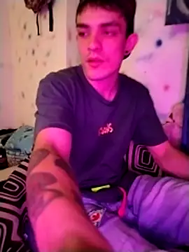 عرض كام themaykiin18