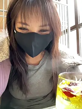 Carlin-yiyi 网络视讯表演