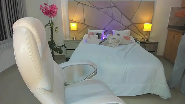 Chat XXX ao vivo de calyptra_lux