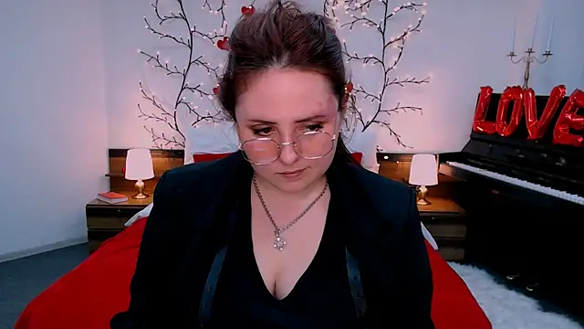 Chat XXX en directo de Hennessy_bunny