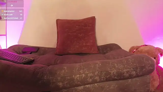 ema_parkerr: онлайн-секс-чат