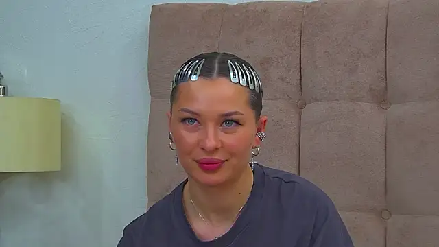 Czat XXX na żywo – AlexandraBloom