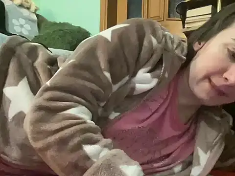 Show modela AngelTough20 na web-kameri