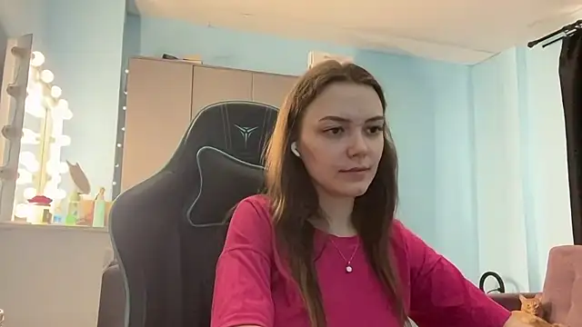 Chatroom XXX en direct de AndreeMerryman