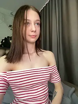 MiraXS Adlı Modelin Web Kamerası Şovu